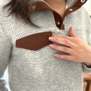 Quarter button womens light grey sweatshirt SHEIN